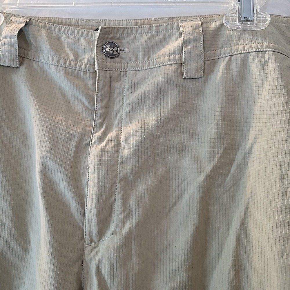 Under Armour Nylon Cargo Pants Men's Size 38 x 32 Khaki Outdoor Hiking Fishing - Picture 6 of 15